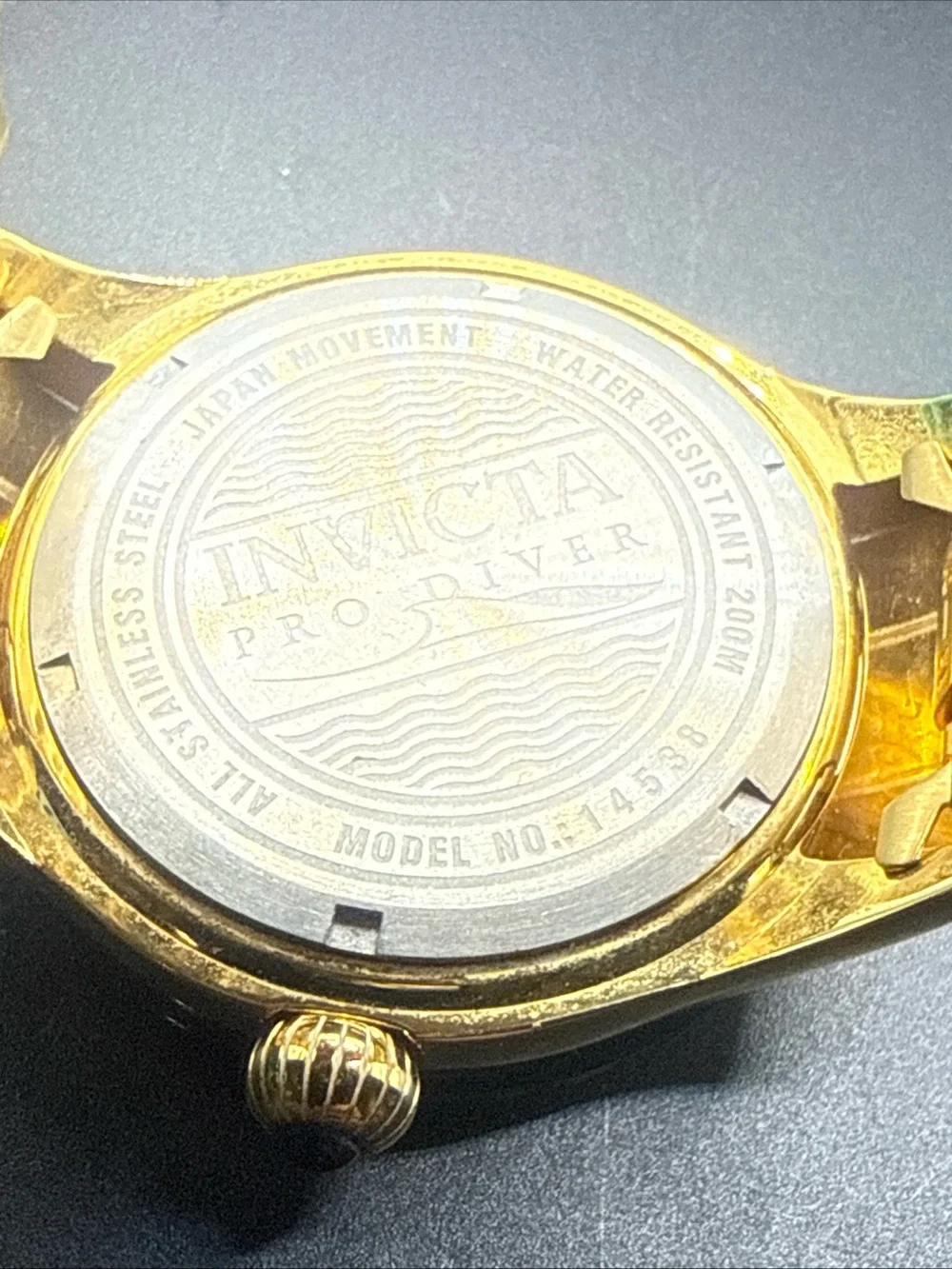 Invicta Gold Tone Watch Invicta Pro Diver model 14538  New Battery